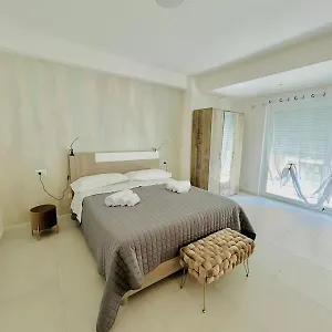 Aqua Marine - And Bed & Breakfast Milazzo