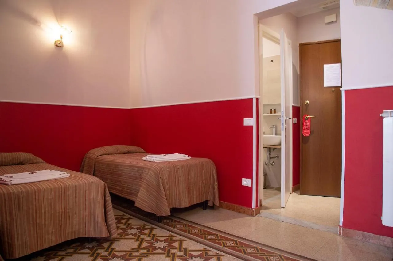 Hotel Domus Napoleone à Rome