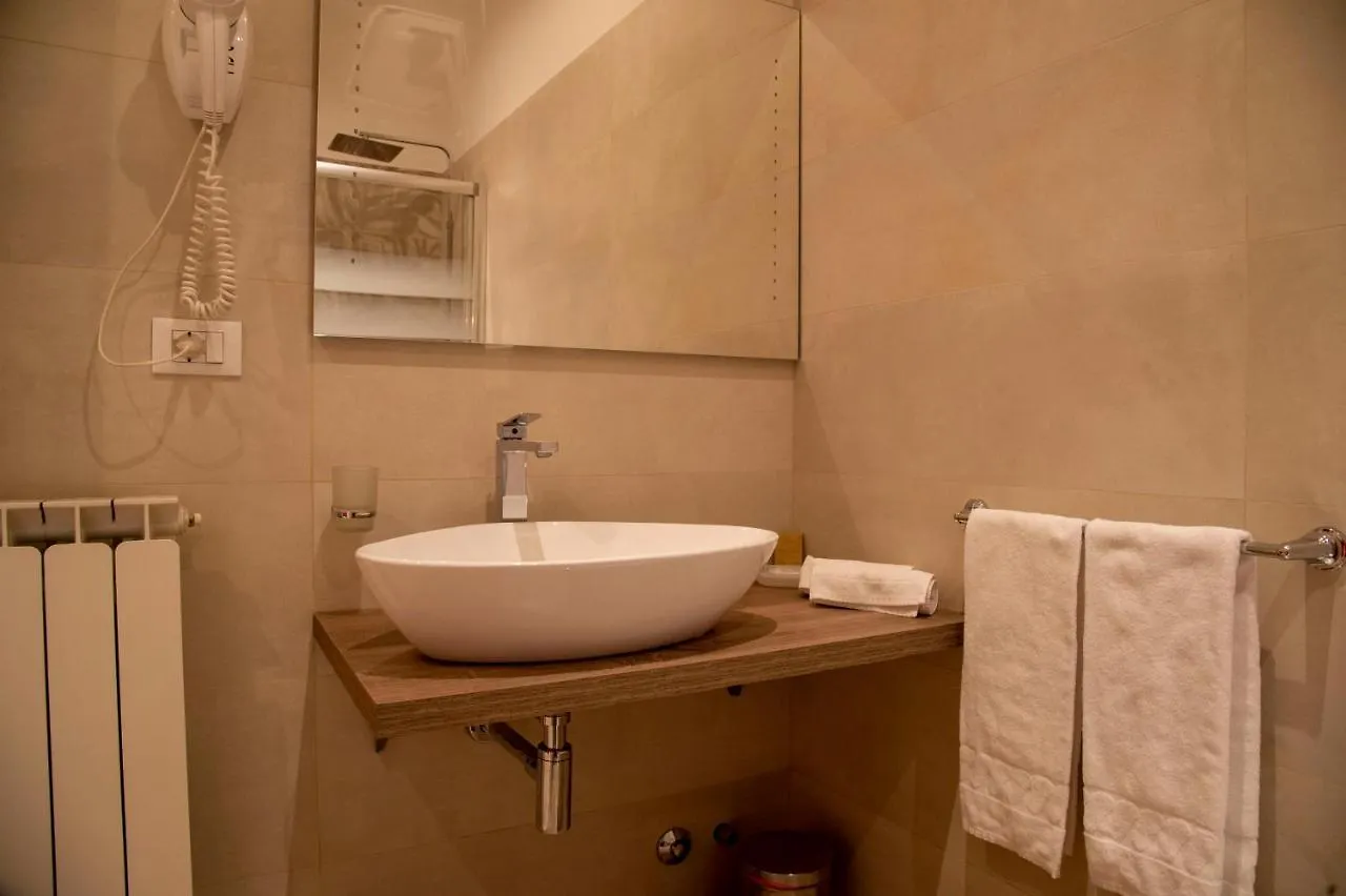 Hotel Domus Napoleone à Rome Maison d'hôtes