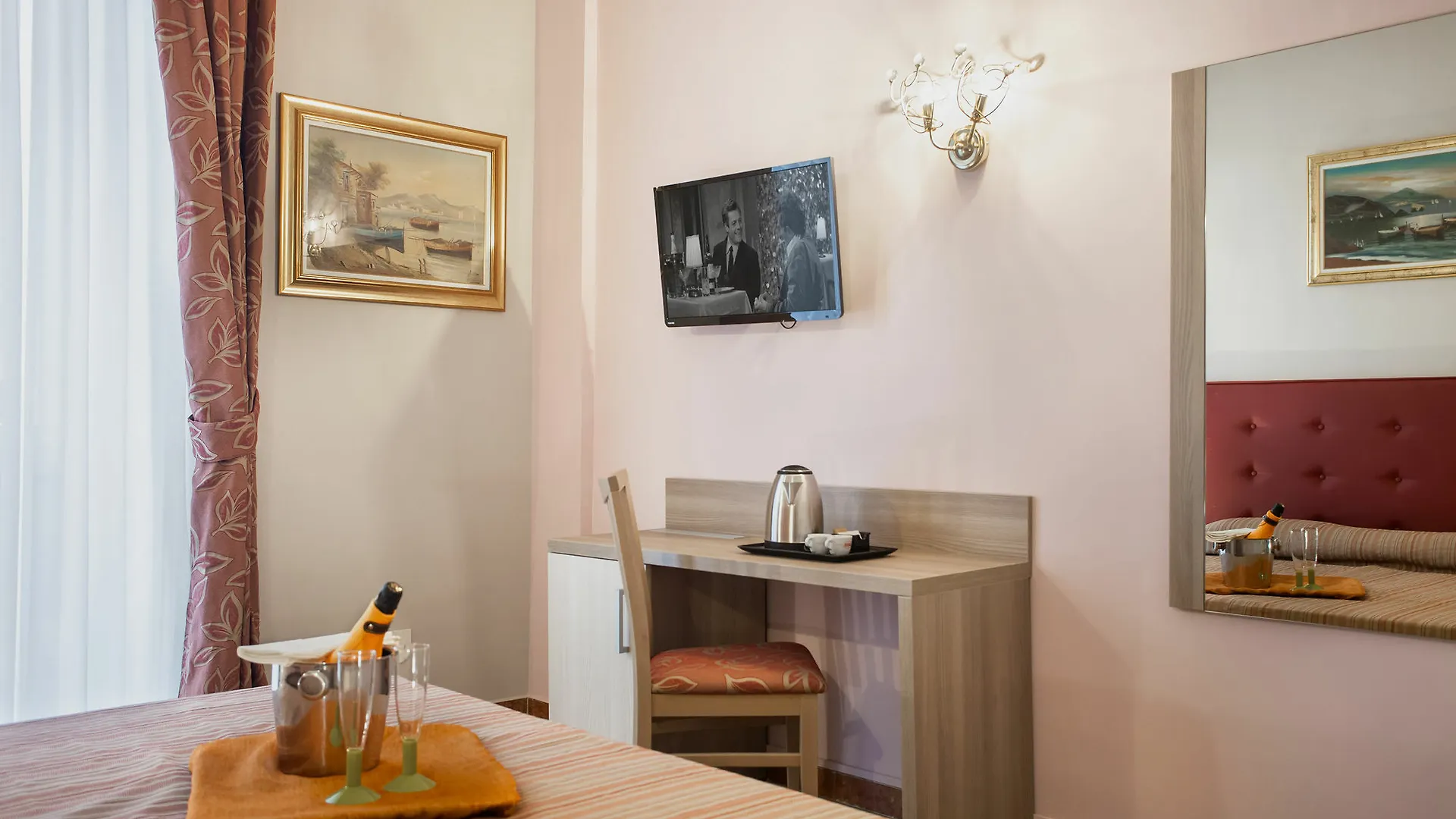 Maison d'hôtes Hotel Domus Napoleone à Rome