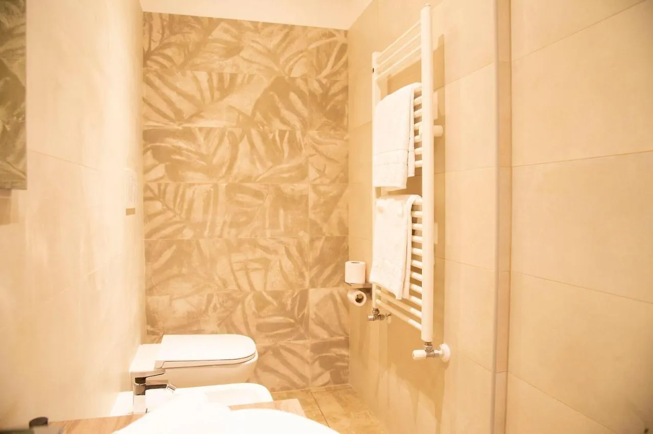 Hotel Domus Napoleone Roma Italia