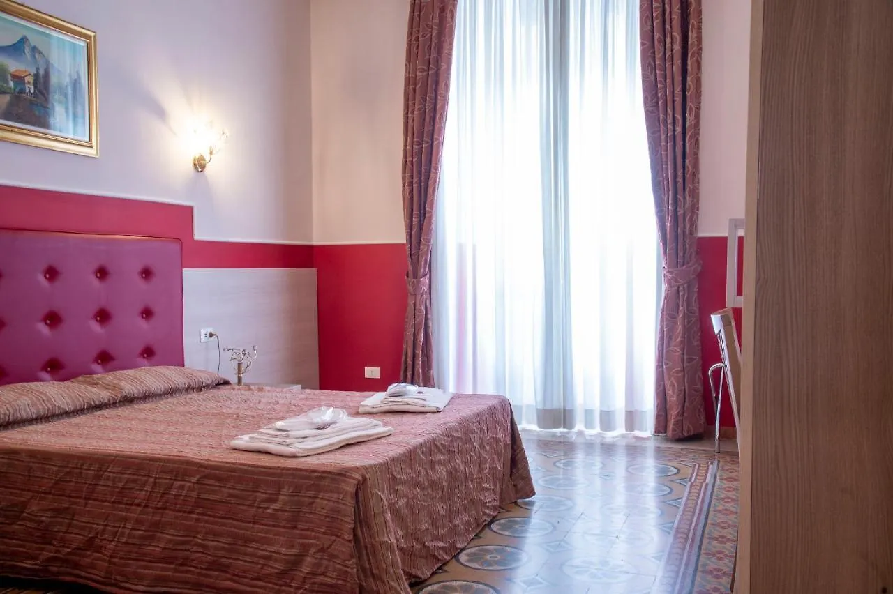 Affittacamere Hotel Domus Napoleone Roma