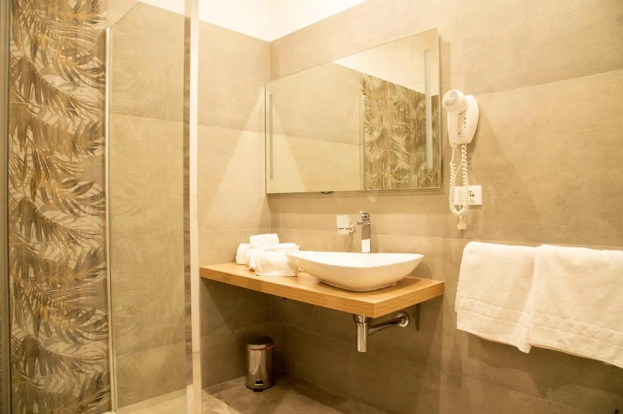 Hotel Domus Napoleone Roma Affittacamere