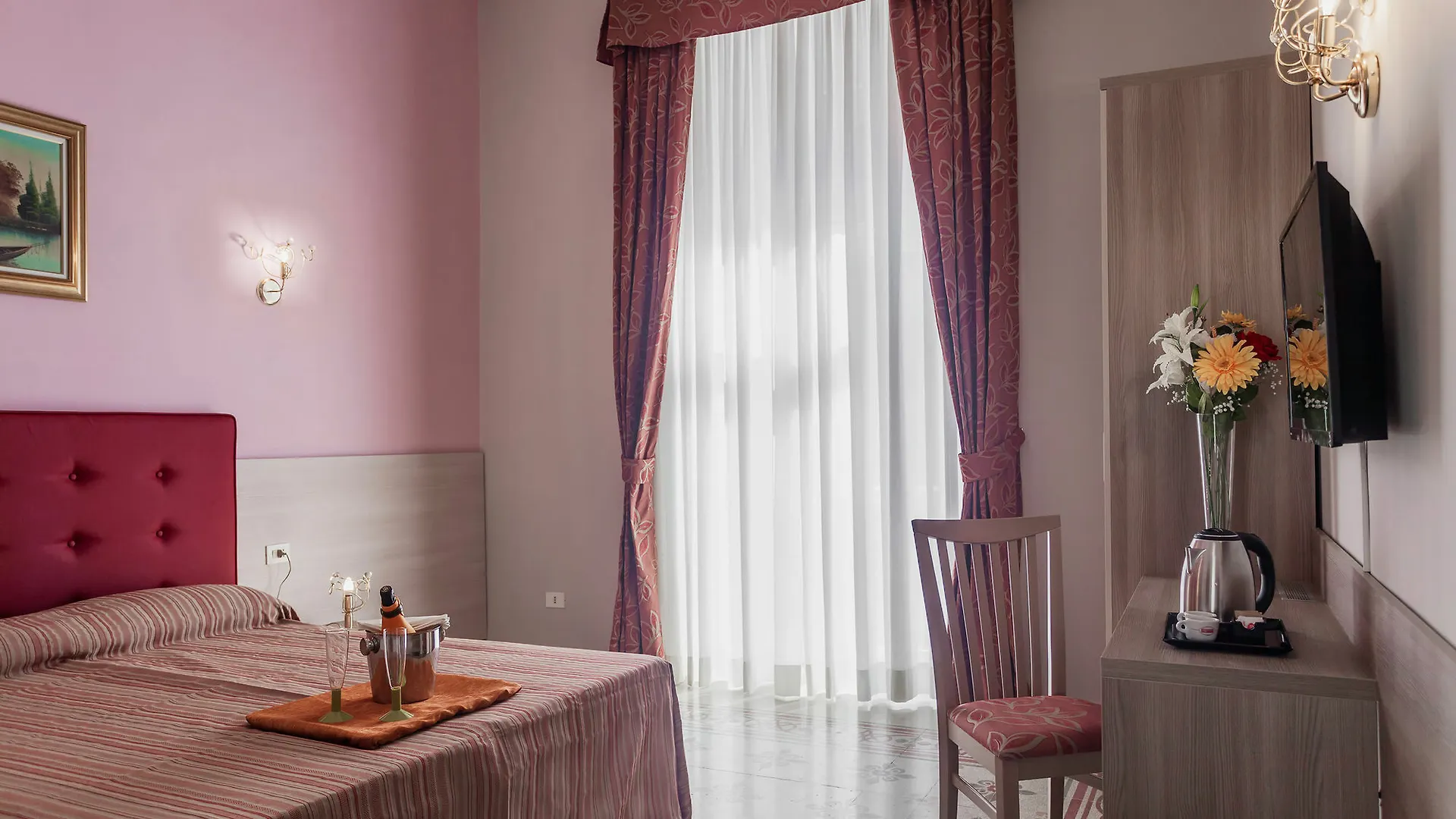 Hotel Domus Napoleone Roma 3*,  Italia